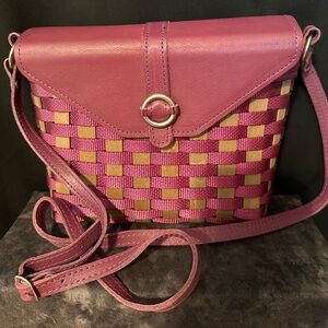 Longaberger TO-GO Buckle Purse, Handbag, Plum in color